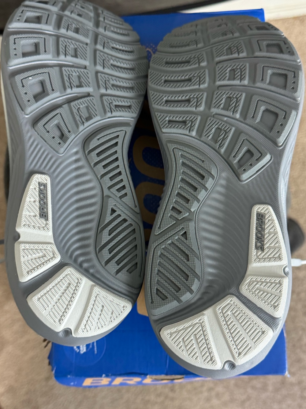Brooks Ghost 17 Men’s 8.5 D Gray Running Shoes New With Box - Picture 8 of 10